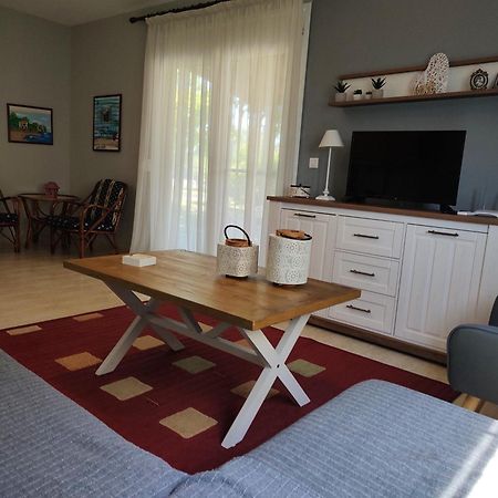 Kerasies Home Kariani Luaran gambar