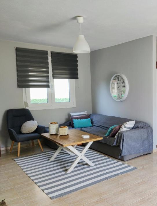 Kerasies Home Kariani Luaran gambar