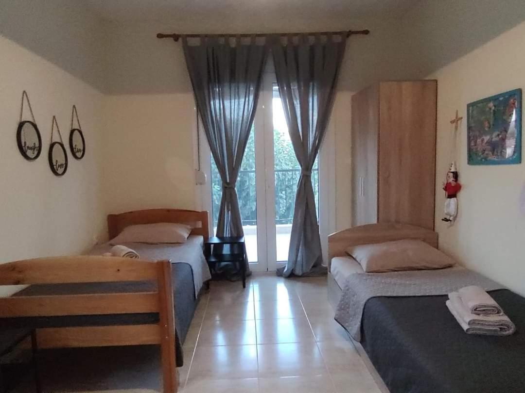 Kerasies Home Kariani Luaran gambar
