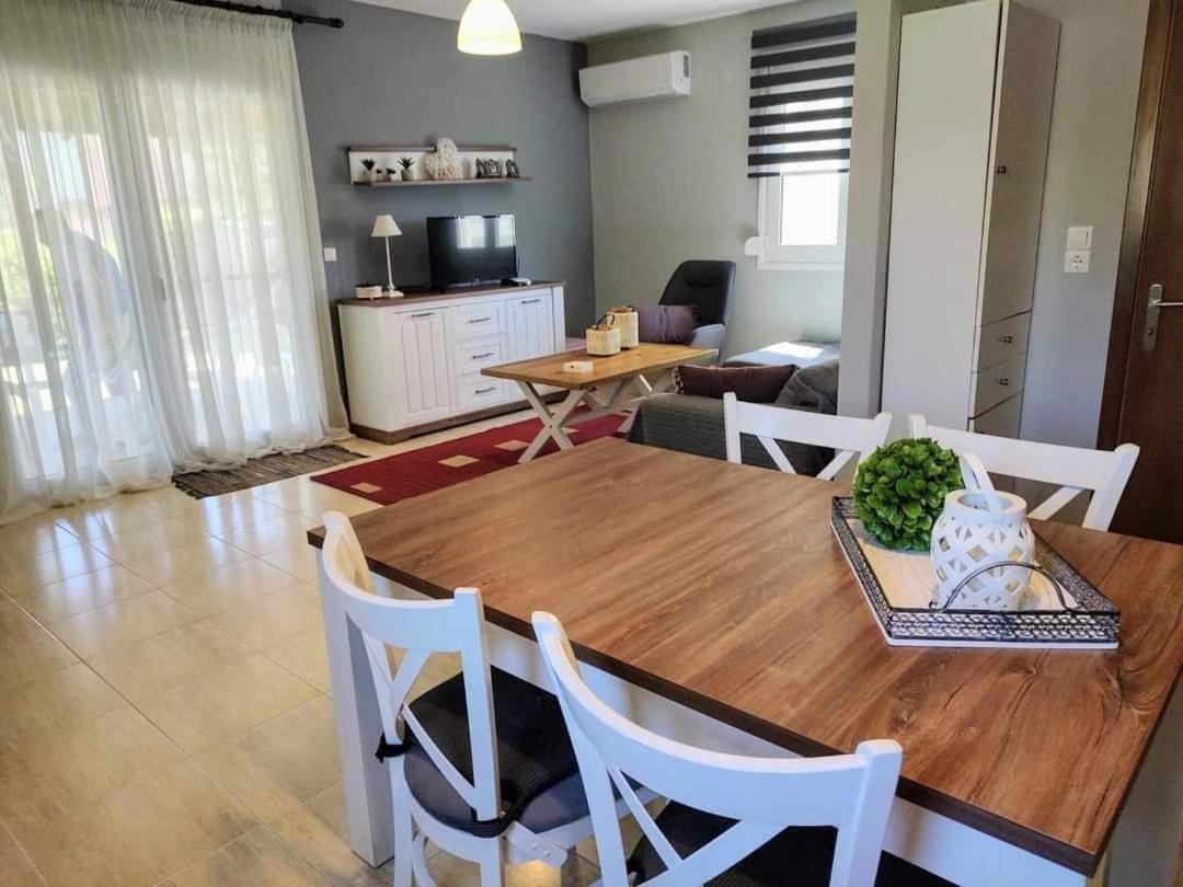 Kerasies Home Kariani Luaran gambar