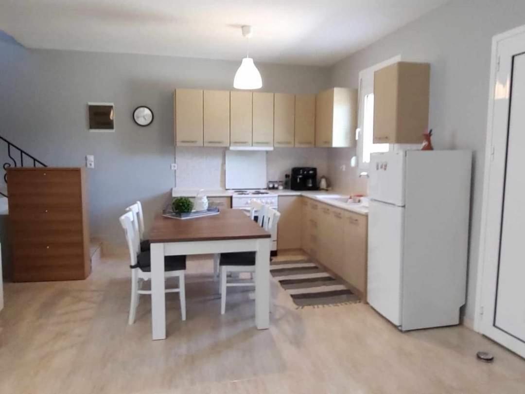 Kerasies Home Kariani Luaran gambar