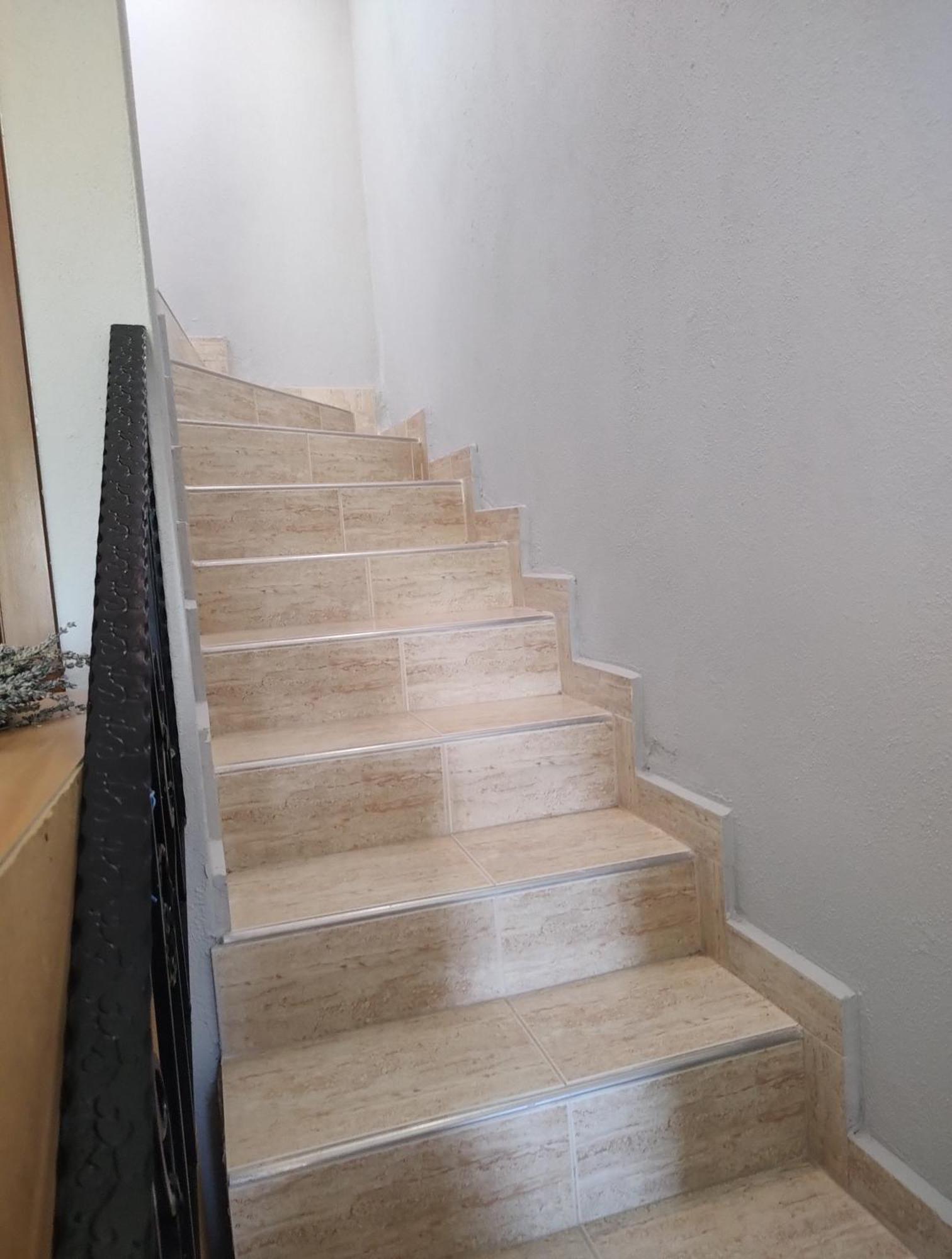 Kerasies Home Kariani Luaran gambar
